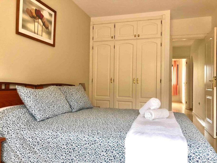 Luminoso Apartamento Con Piscina Y Parking Apartment ปูแอร์โตเดลาครูซ ภายนอก รูปภาพ