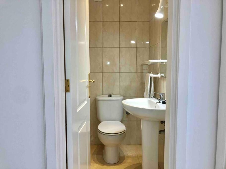 Luminoso Apartamento Con Piscina Y Parking Apartment ปูแอร์โตเดลาครูซ ภายนอก รูปภาพ